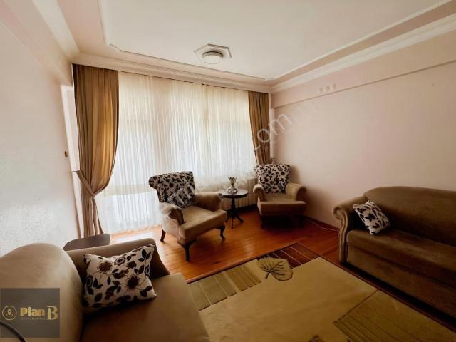 Yenişehir'de Merkezi Konumda 2+1 Eşyalı Kiralık Daire