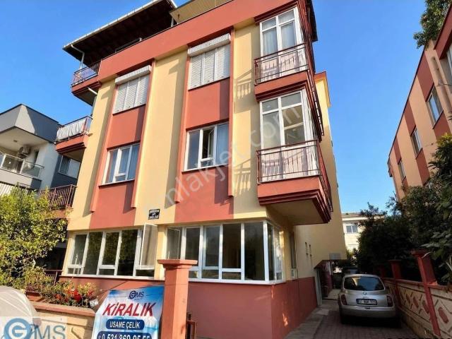 Yeni Emek'te Geniş Kullanışlı 2+1 Arakat Daire