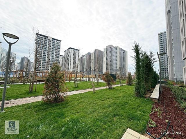 Yeni Fikirtepe 10. Etap 100 m2 2+1 Kiralık Arakat Ferah Daire