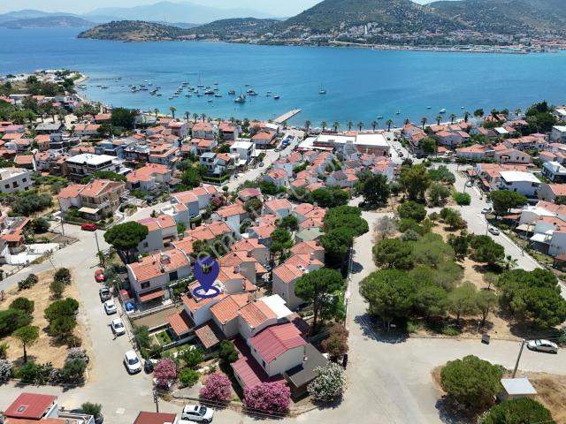 Yeni Foça Burunucu Çift Cephe, Bahçeli Satılık Dubleks Villa