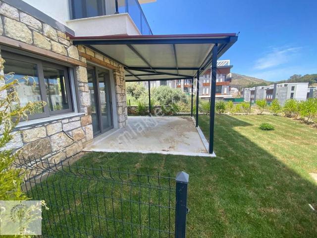 Yeni Foça' Da Müstakil Yaşam Keyfi, Sıfır Dubleks 3+1 Daire