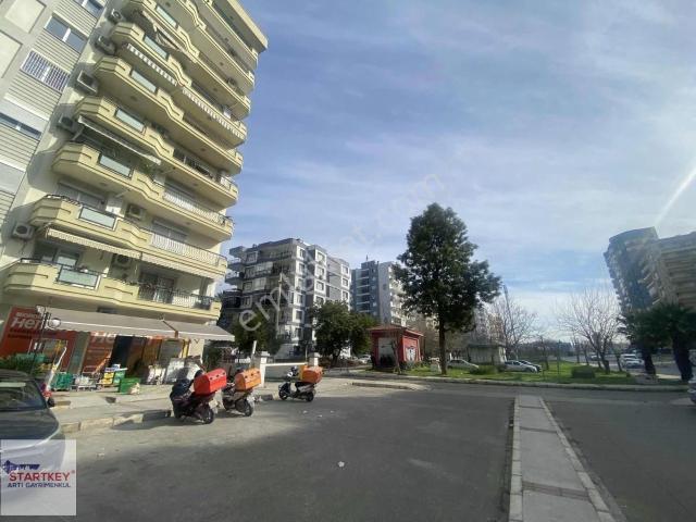 Yeni Girne Merkezde 3+1 Geniş Satılık Daire