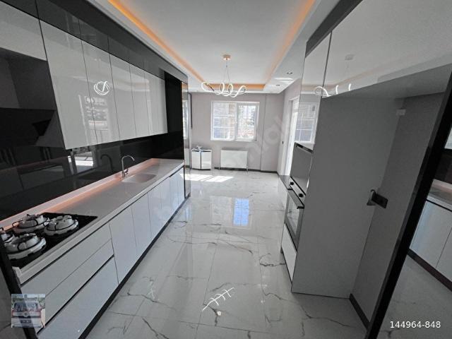 YENİÇİMŞİT MH'DE 4+1 FULL+FULL ARA KATTA SIFIR BİNA GENİŞ DAİRE!