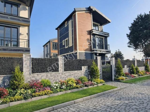 Yeniçiftlik'de Müstakil Yazlık Villa #kartallar'dan #