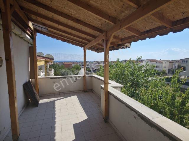 Yeniçiftlikte Satılık Merkeze Yürüme Mesafesinde 4+1 Villa