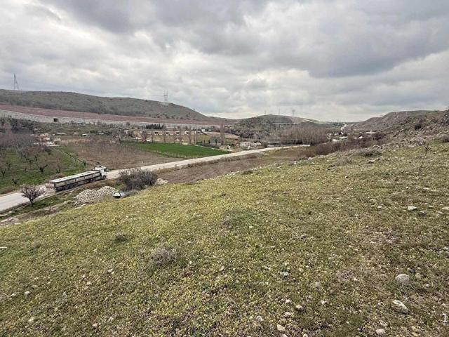 YENİKENT KESİKTAŞ 1.437 M TEK TAPU ASFALT CEPHE KUPON BAĞ YERİ