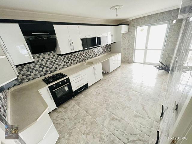 YENİKENT MUSTAFA KEMAL'DE SIFIR KAT KONUMUNDA Y.GİRİŞ 3+1 SATILIK DAİRE