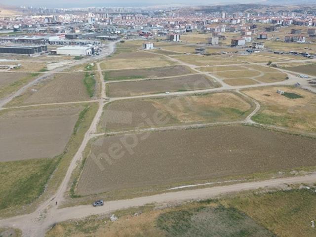 YENİKENT'DE İMARLI TEK TAPU 1100 M2 SATILIK KONUT ARSASI