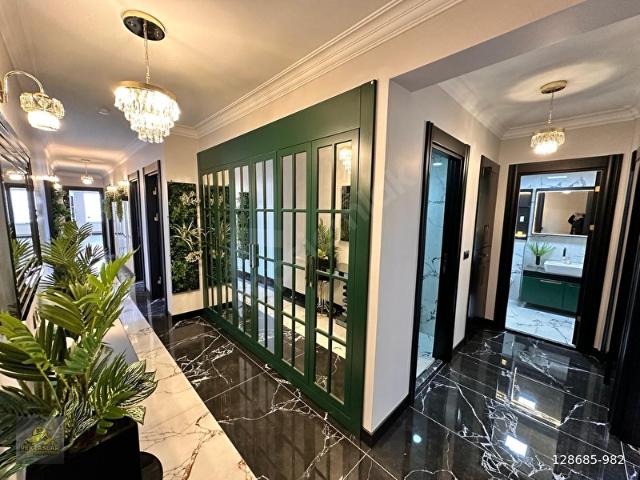 YENİKENT'İN EN GÖZDE DAİRESİ CADDE ÜZERİ KUSURSUZ İŞÇİLİKTE ULTRA LÜKS FULL+FULL 3+1 DAİRE !