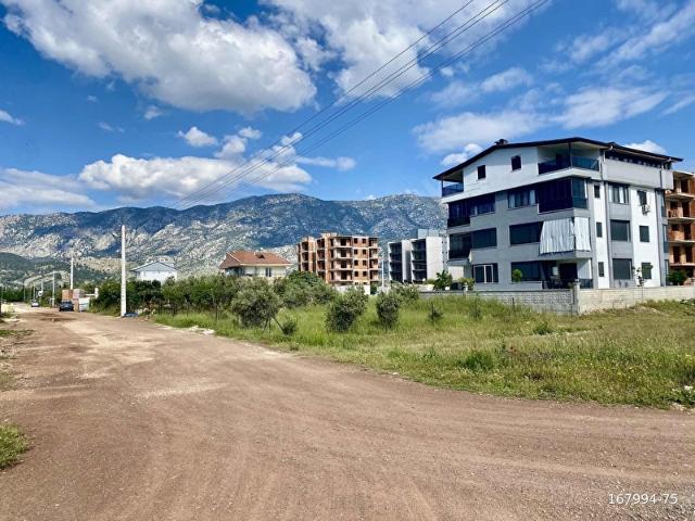 YENİKÖY'DE 8 DAİRELİK 371 METRE 0.80 EMSAL 5 KAT İMARLI ARSA