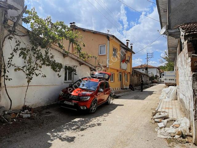 Yenilenmiş Müstakil Bahçeli Dublex,kombili Zile Evi Uygun Fiyat