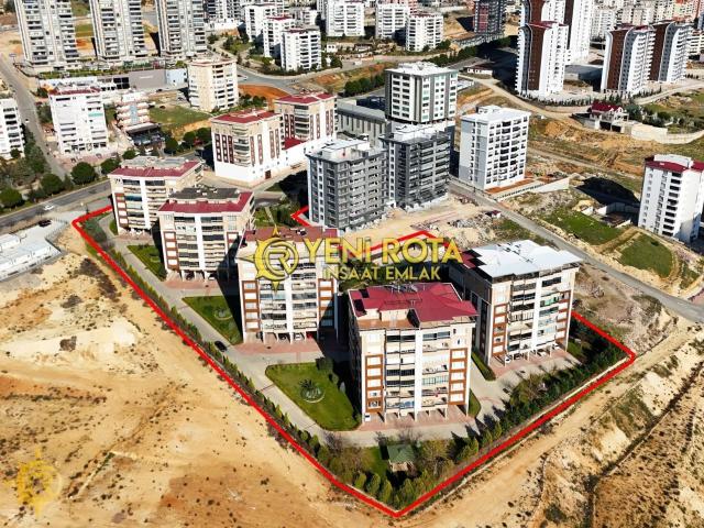 Yeni Rota'dan Devasa Geniş Lüks 7+1 Dubleks Satılık Daire