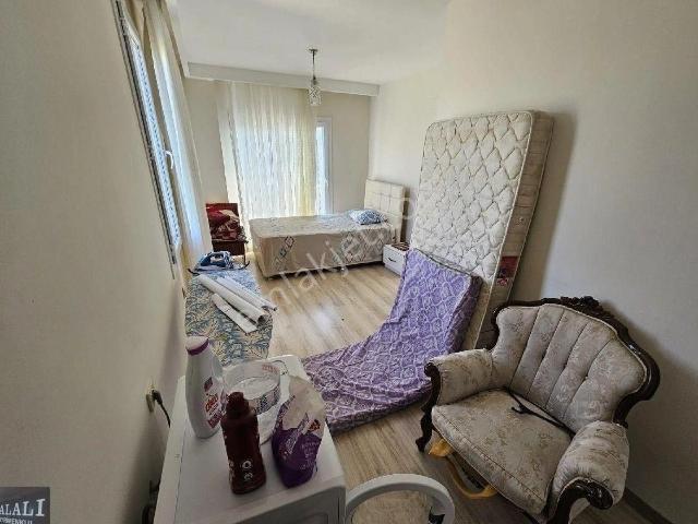 Yeni Sıtad Yanı 1+1 Eşyalı Satılık