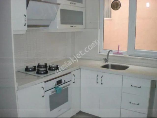 Yenibosna Fevzi Çakmak Mah Satilik 2+1 Daire