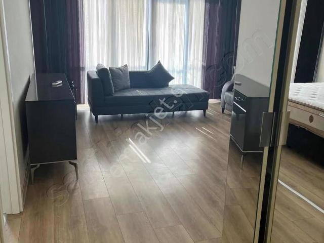 Yenibosna Luxera Da 1+1 Kiralık,eşyalı Bakımlı Recidance