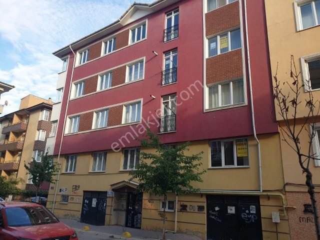 Yenibağlar Mh. Akıcı Sokak Eşyalı Kiralık 2+1 Fırsat Daire