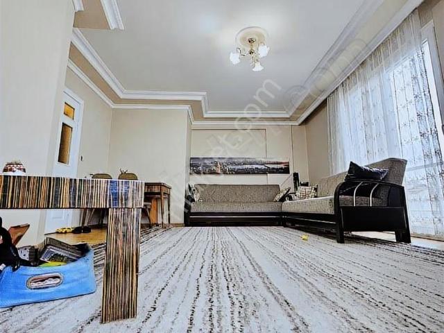 Yenigün Güzeli Park Cepheli Asansörlü Acil Satılık