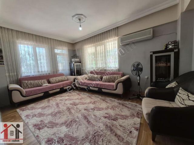 Yenigün'de Ana Caddeler Yakını Geniş 2+1 Bahçe Katı+50m2 Depo