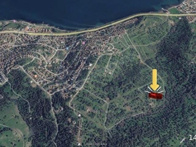 Yenifoça'da Deniz Manzaralı Yatırımlık Fırsat Arsa