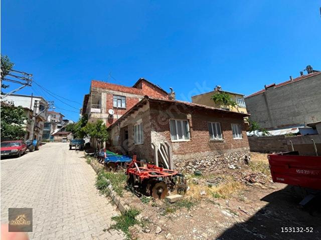 Yeniköy merkezinde imarlı köy evimiz satılıkır