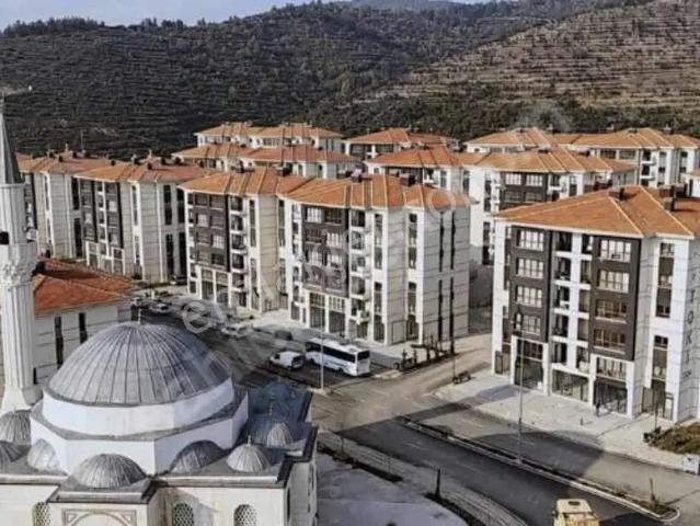Yenikent Toki Konutları Güney Cephe Satılık 2+1 Daire
