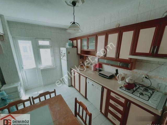 Yenikent Merkez'de 3+1 Arakat Eşyalı Kiralık Daire !