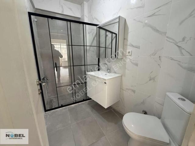 Yenilenmiş 2+1 Satılık Üsküdar
