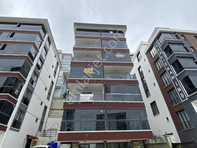 Fiyat Düştü Acilll Yenimahalle Tramwaya Çok Yakın Kullanışlı 1+1