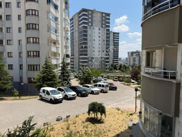 Yenimahalle Eser Yapı Evleri 3+1 1. Kat Boş Satılık Daire