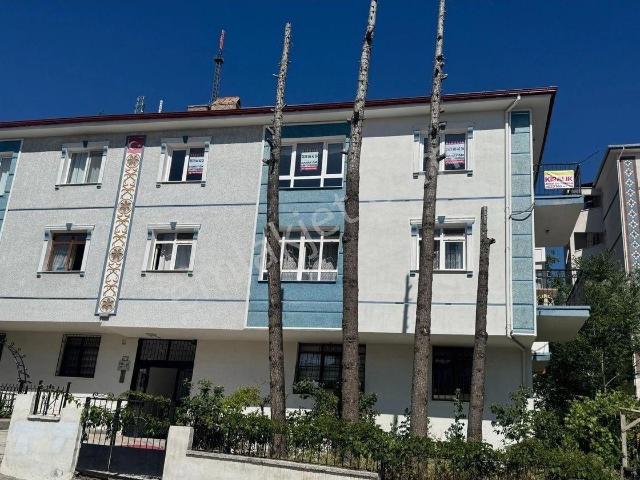 Yenimahalle Ergenekon Mh Ülker Cad 3+1 130 M2 Kiralık