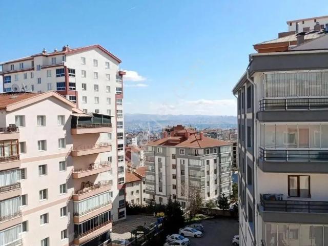 Yenimahalle Çiğdemtepe Mah Kermes Cad. Birlik Sitesi’nde Satılık 3+1 Daire