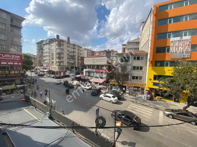 Yenimahalle İvedik Cd. Metro Yakınında Yapılı Kiralık 3+1 Daire