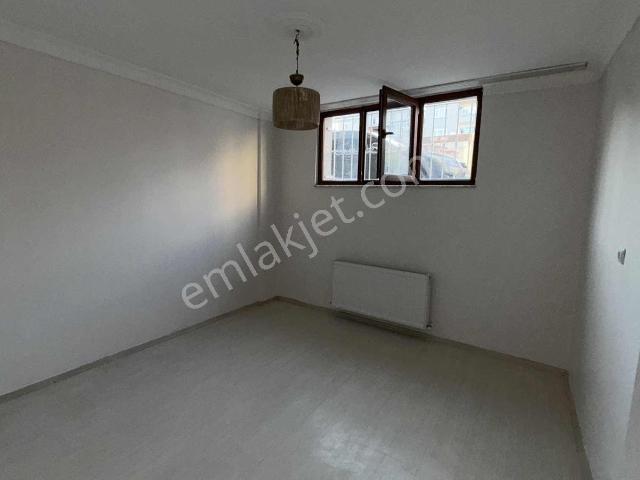 Yenimahalle Mahallesi 2+1 90 M2 Satılıkk!