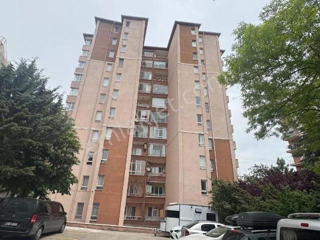 Yenimahalle Merkez De Site İçerisinde Manzaralı 3+1 110m2 Kiralık Daire