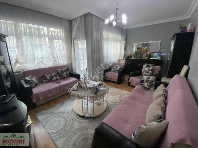Yenimahalle Metro Yakını Cadde Üzeri 3+1 Daire