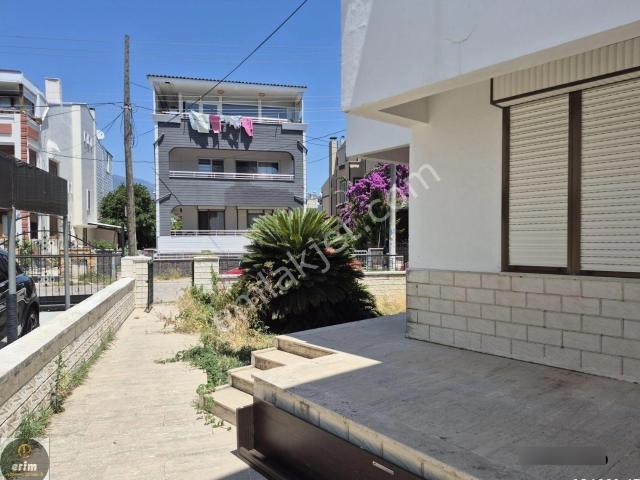 Yenimahalle Plajlarına 50mt Müstakil Villa