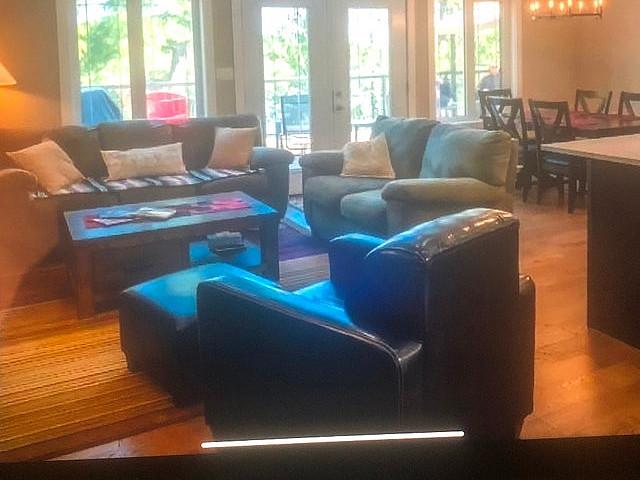 Year Round Cottage / Home For Sale