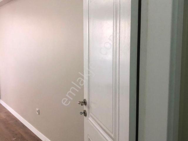 Yedikule De Yeni Binada Kiralık Ters Dubleks