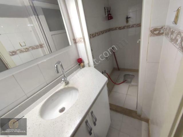 Yeditepe Emlak Karataş Tramvay Yakını 2+1 Eşyalı Daire!