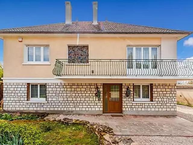 Yerres 91330 Achat / Vente maison 6 pièces t6 au dernier étage parking