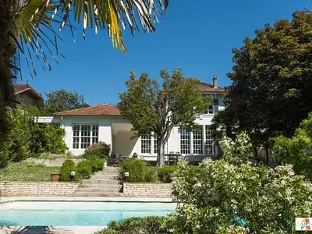 Yerres 91330 Achat / Vente maison 8 pièces t8 piscine terrasse