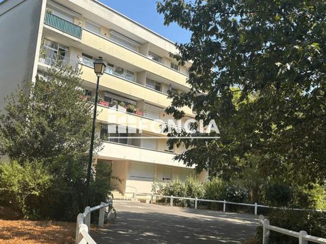 Yerres appartement f3 62 m2 a 10 minutes a pied de la gare