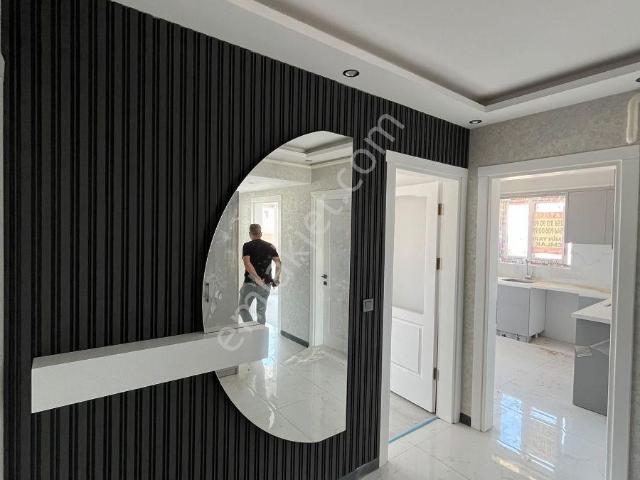 Yesıl Mah De Kose Bası Sıfır 3+1 Luks Iscılıklı Daıre