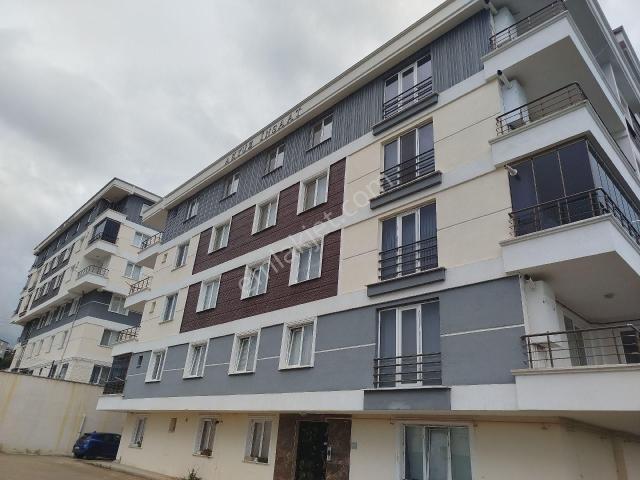 Yeski Emlâk İnşaattan Kiralık 3+1 Daire