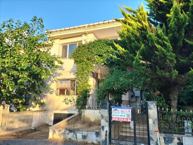 Yetiş Al Dan Kumbabada 200m2 4+1 Müstakil Satılık Tripleks Villa