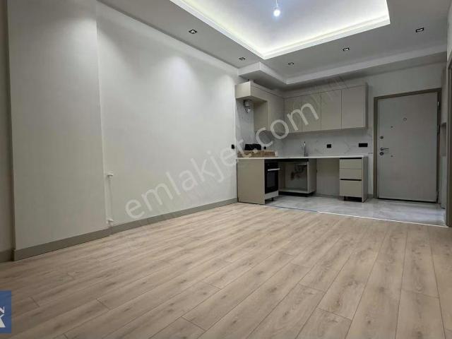 Yetişen Alır Çankaya Da Havuzlu Modern Satılık 1+1