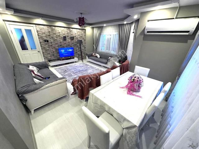 yetkili Blue Life Egenden Merkez'de Site İçi Ön Cephe Kusursuz Tasarımlı Ayrı Mutfak 3+1 Daire