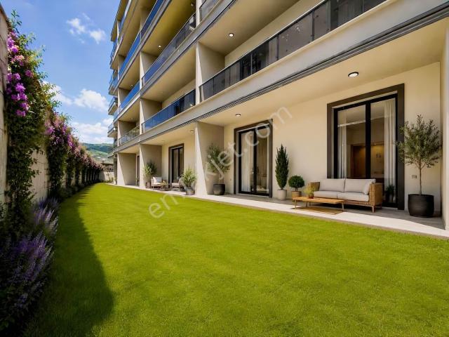 ꔪyetkili Yalçından▀▄havuzlu Sitede Özel Bahçe Kullanımlı Daire