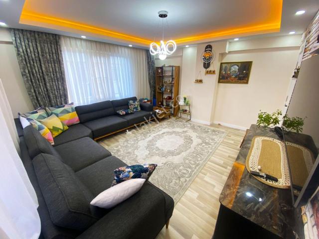 yetkisi Aktif'ten Akçayda Satılık Masrafsız Ayrı Mutfaklı Kombili 3+1 Daire