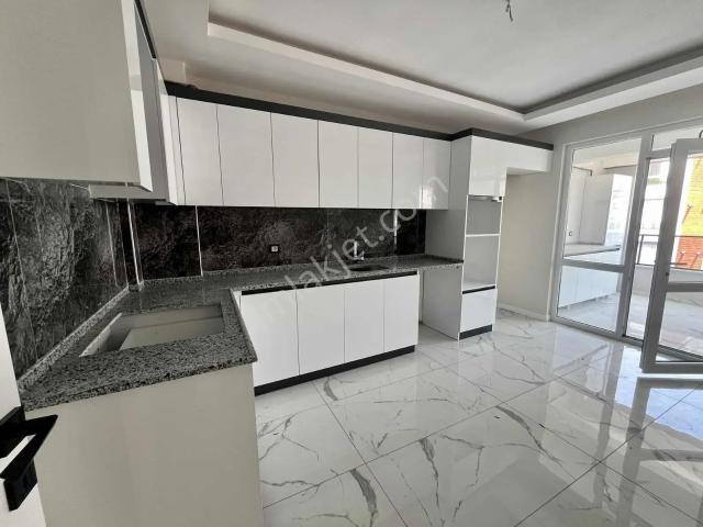 Yks'den Fetih Cad Site İçi 3+1 Giyinme Odalı Lüx Daire